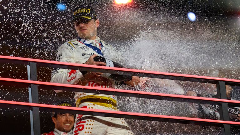 فيرشتابن يتوّج بطلاً لسباق جائزة لاس فيغاس الكبرى